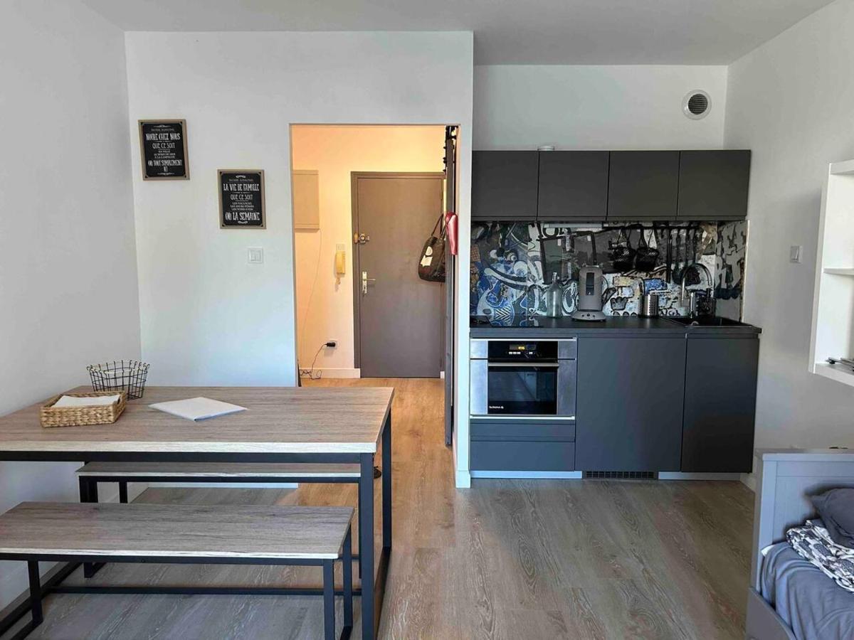 Pin Rollan Beach Saint-Mandrier-sur-Mer Esterno foto