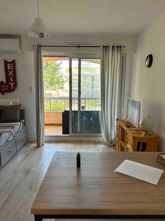Pin Rollan Beach Saint-Mandrier-sur-Mer Esterno foto